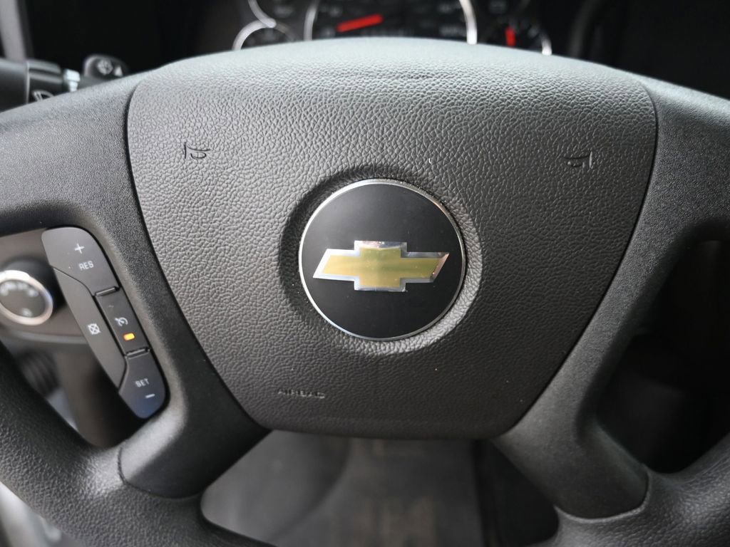 Used 2025 Chevrolet Express 3500 LT w/ LT Preferred Equipment Group image 17