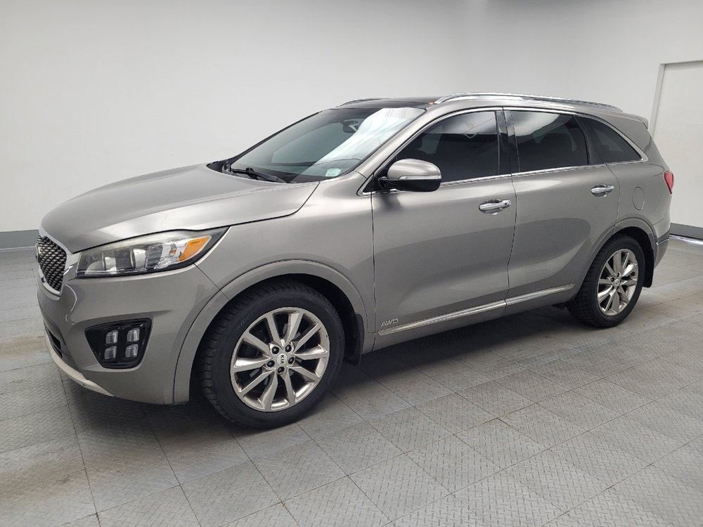 Used 2016 Kia Sorento SX image 2