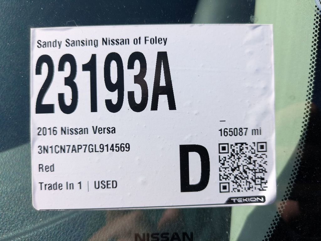 Used 2016 Nissan Versa SV image 11