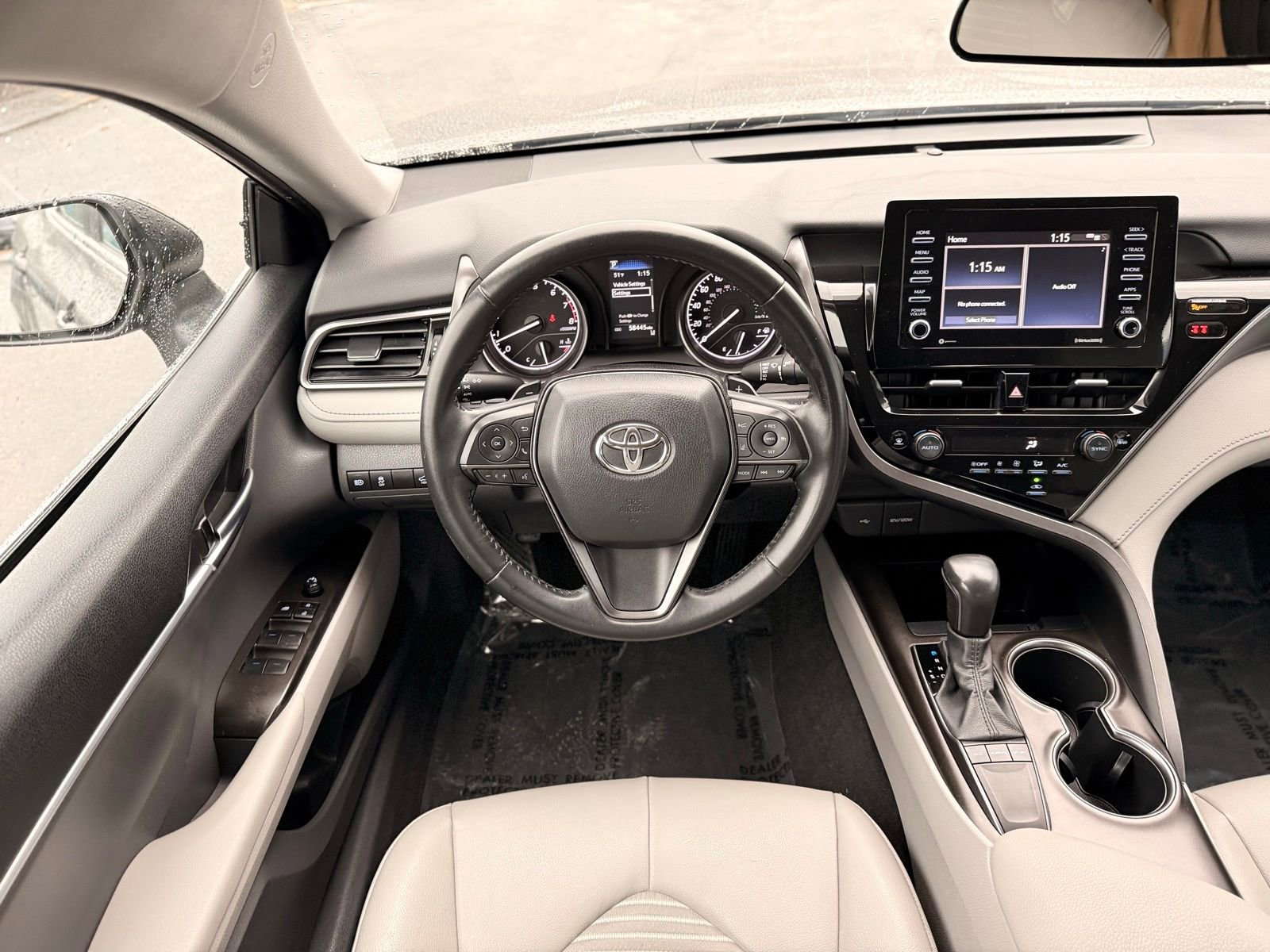 Used 2022 Toyota Camry SE image 29