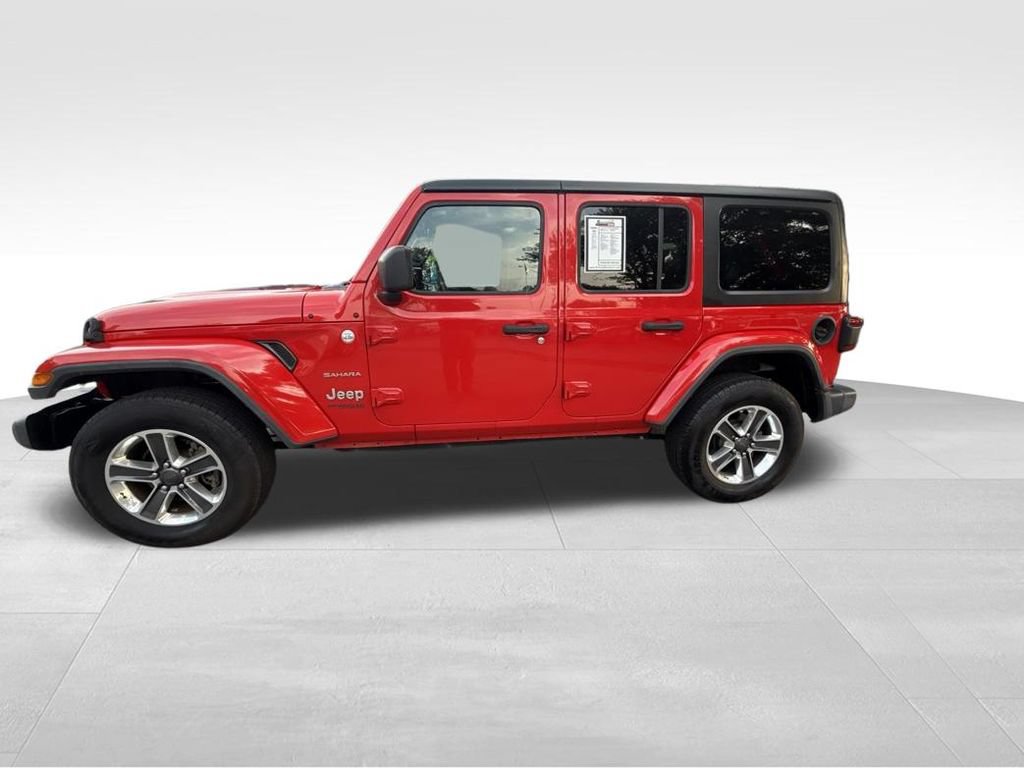 Used 2018 Jeep Wrangler Unlimited Sahara AWD/4WD image 2