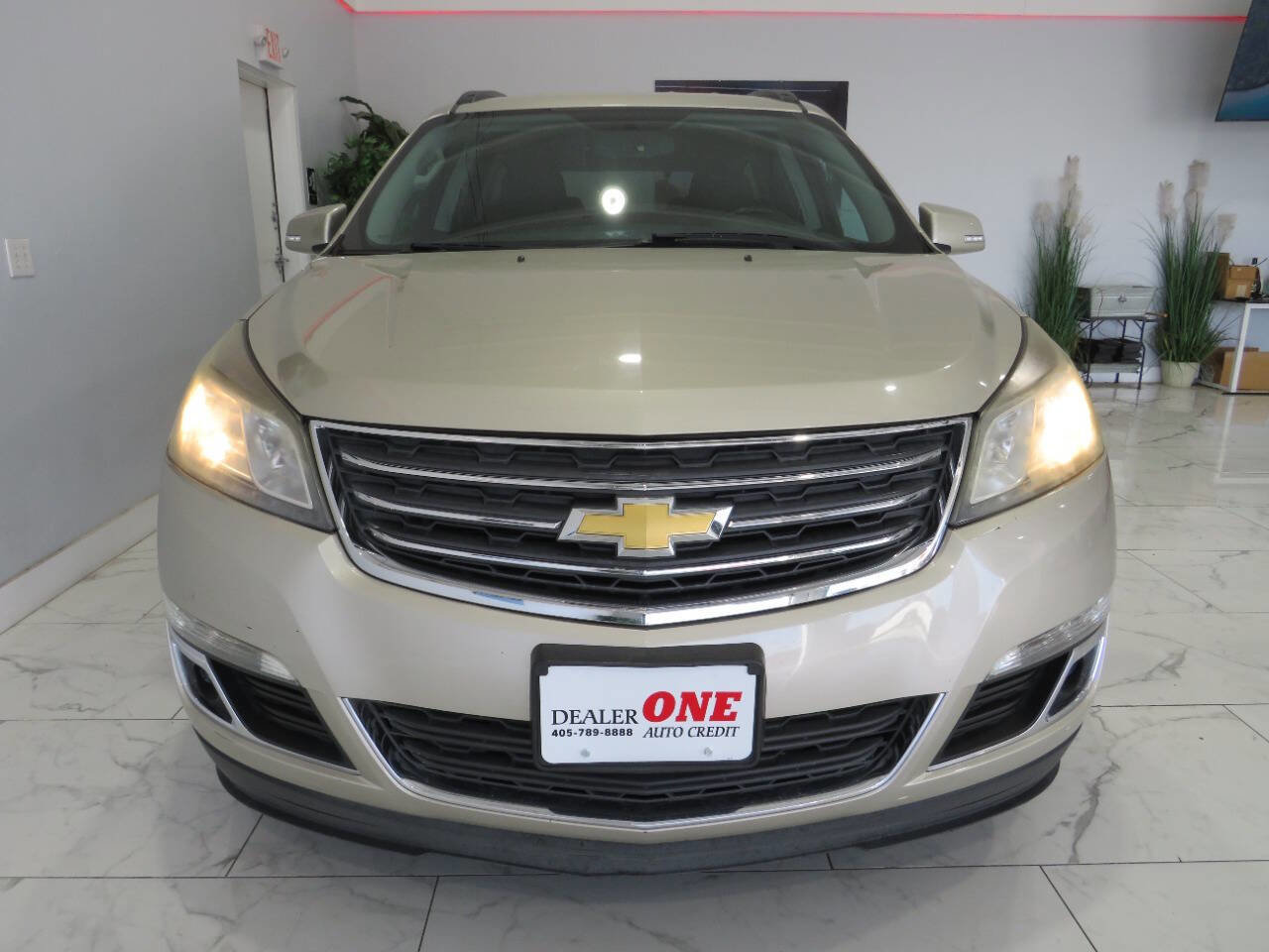 Used 2016 Chevrolet Traverse LT w/ Style and Technology Package image 9