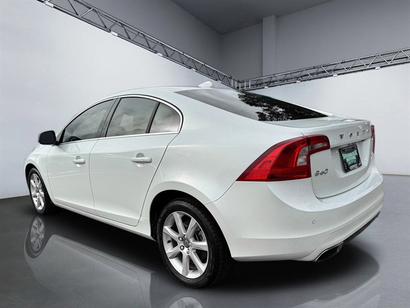 Used 2016 Volvo S60 T5 Premier w/ Convenience Package image 5