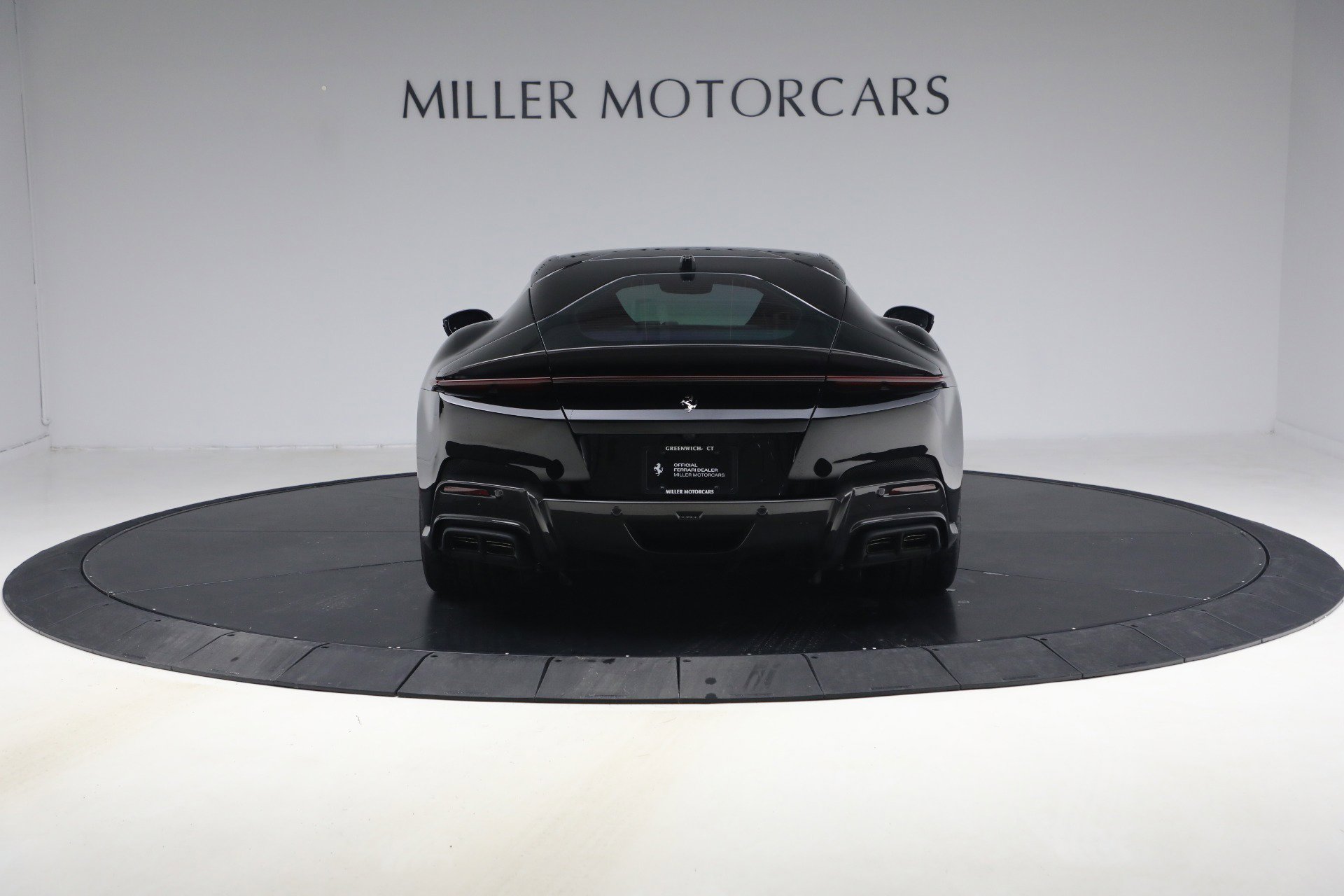 Certified 2025 Ferrari 12Cilindri image 4