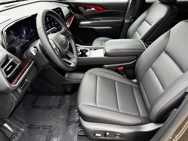 Used 2025 Chevrolet Traverse Z71 w/ Driver Confidence Package image 5