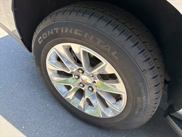 Used 2025 Chevrolet Tahoe Premier AWD/4WD image 10