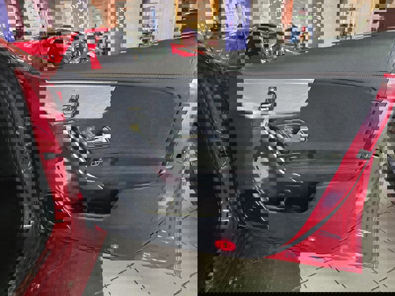 Used 2020 Mercedes-Benz CLA 250 image 13