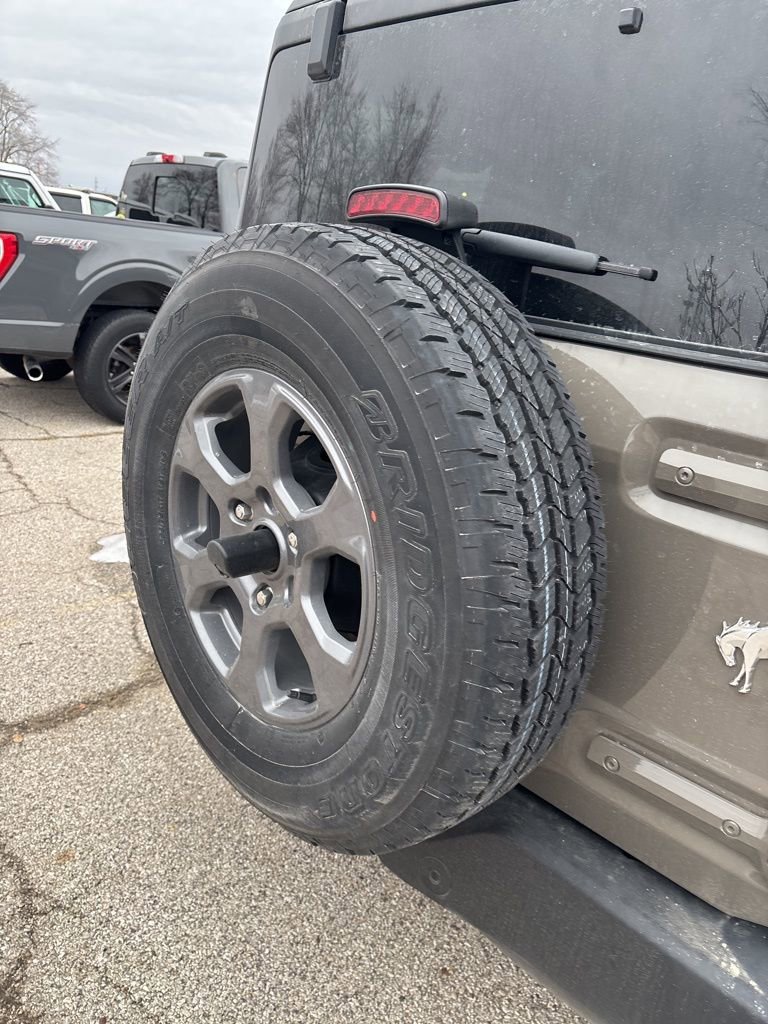 Used 2025 Ford Bronco Big Bend image 14