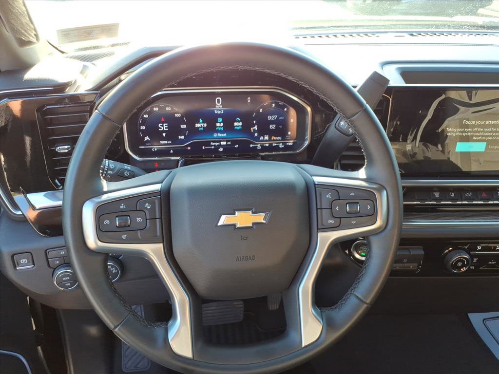 Used 2024 Chevrolet Silverado 2500 LT image 15