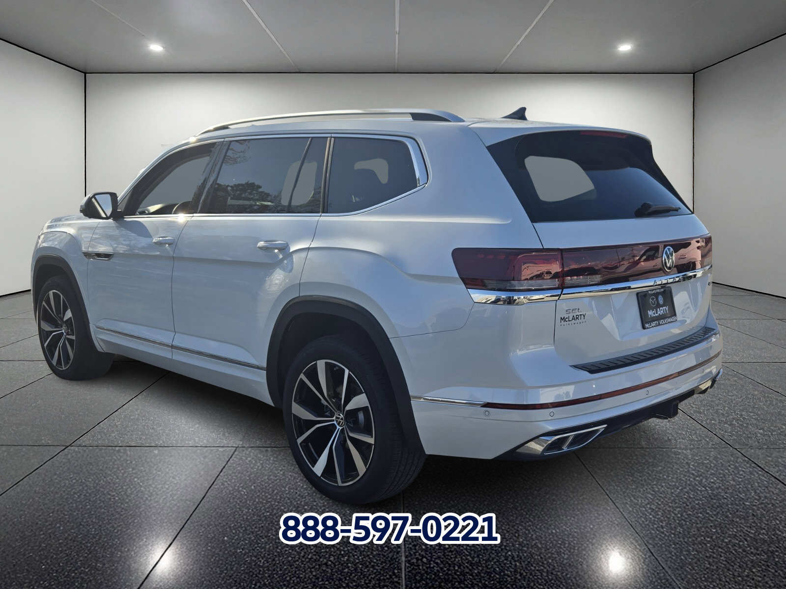 New 2026 Volkswagen Atlas SEL Premium R-Line image 3