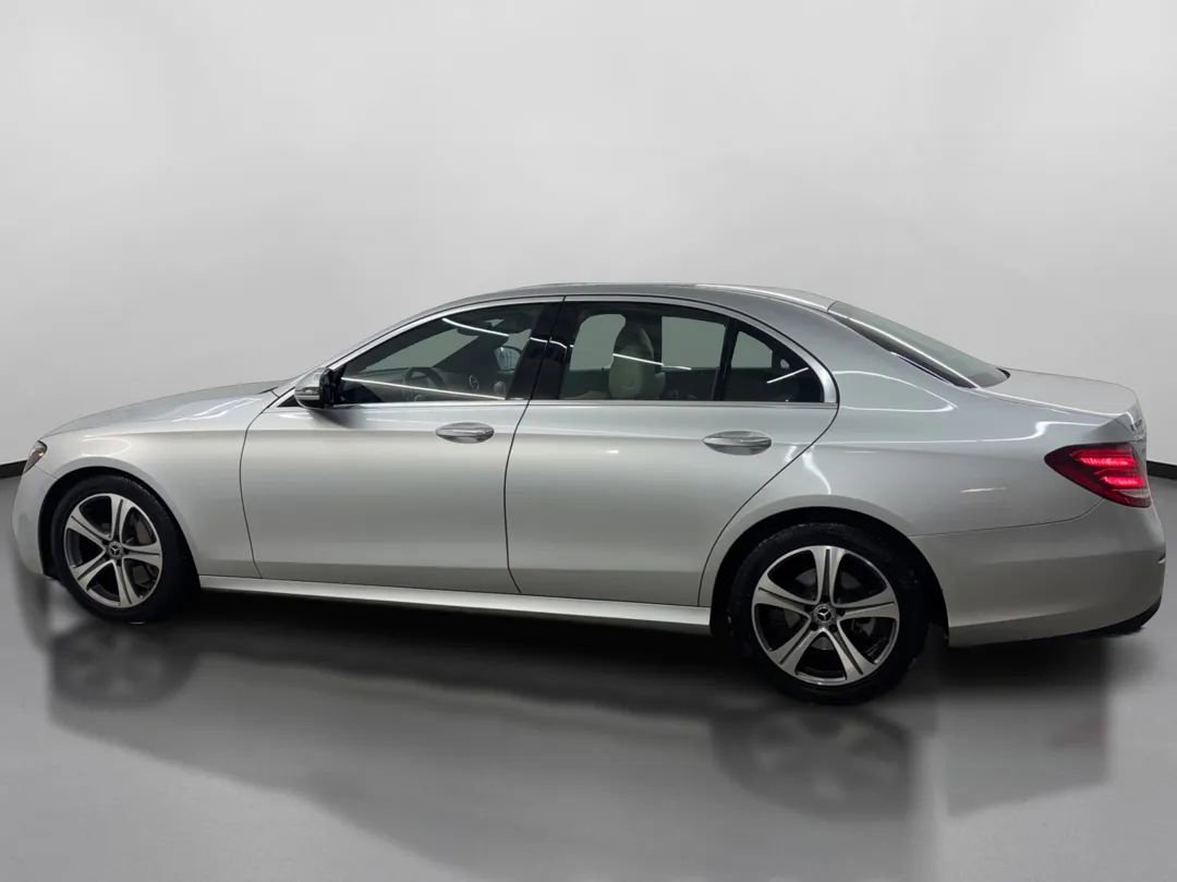 Used 2020 Mercedes-Benz E 350 Sedan image 5