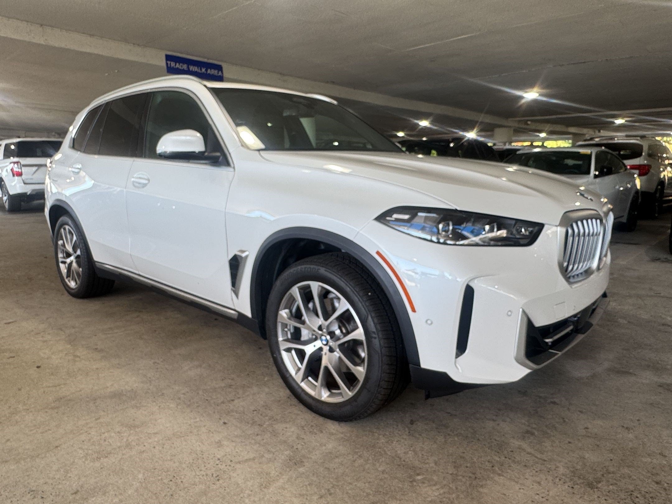 Used 2026 BMW X5 sDrive40i RWD image 5