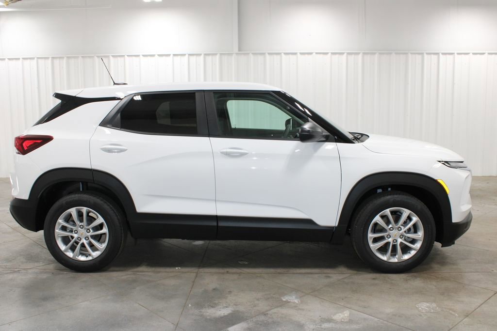 New 2026 Chevrolet TrailBlazer LS w/ LS Convenience Package FWD image 11