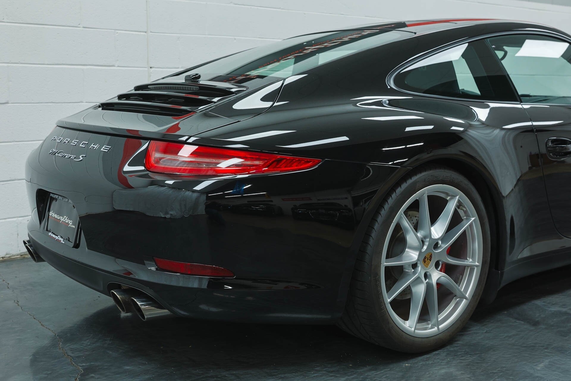 Used 2015 Porsche 911 Carrera S RWD image 24