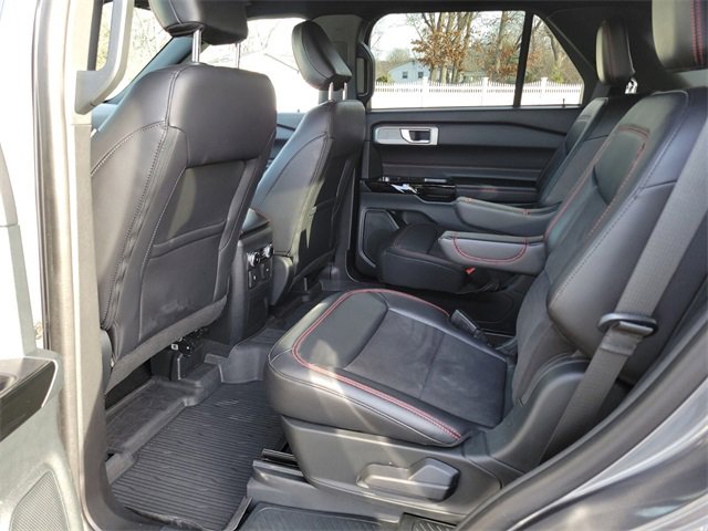 Used 2023 Ford Explorer ST-Line w/ Class IV Trailer Tow Package image 17
