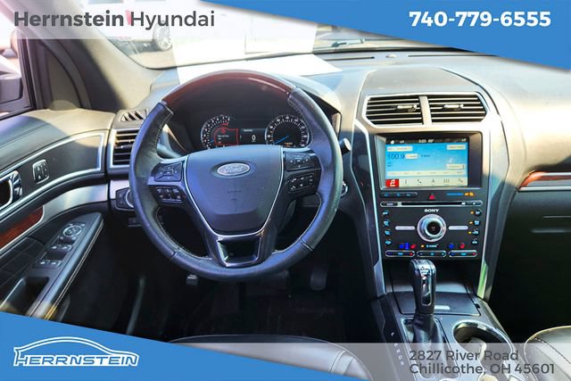 Used 2018 Ford Explorer Platinum AWD/4WD image 6