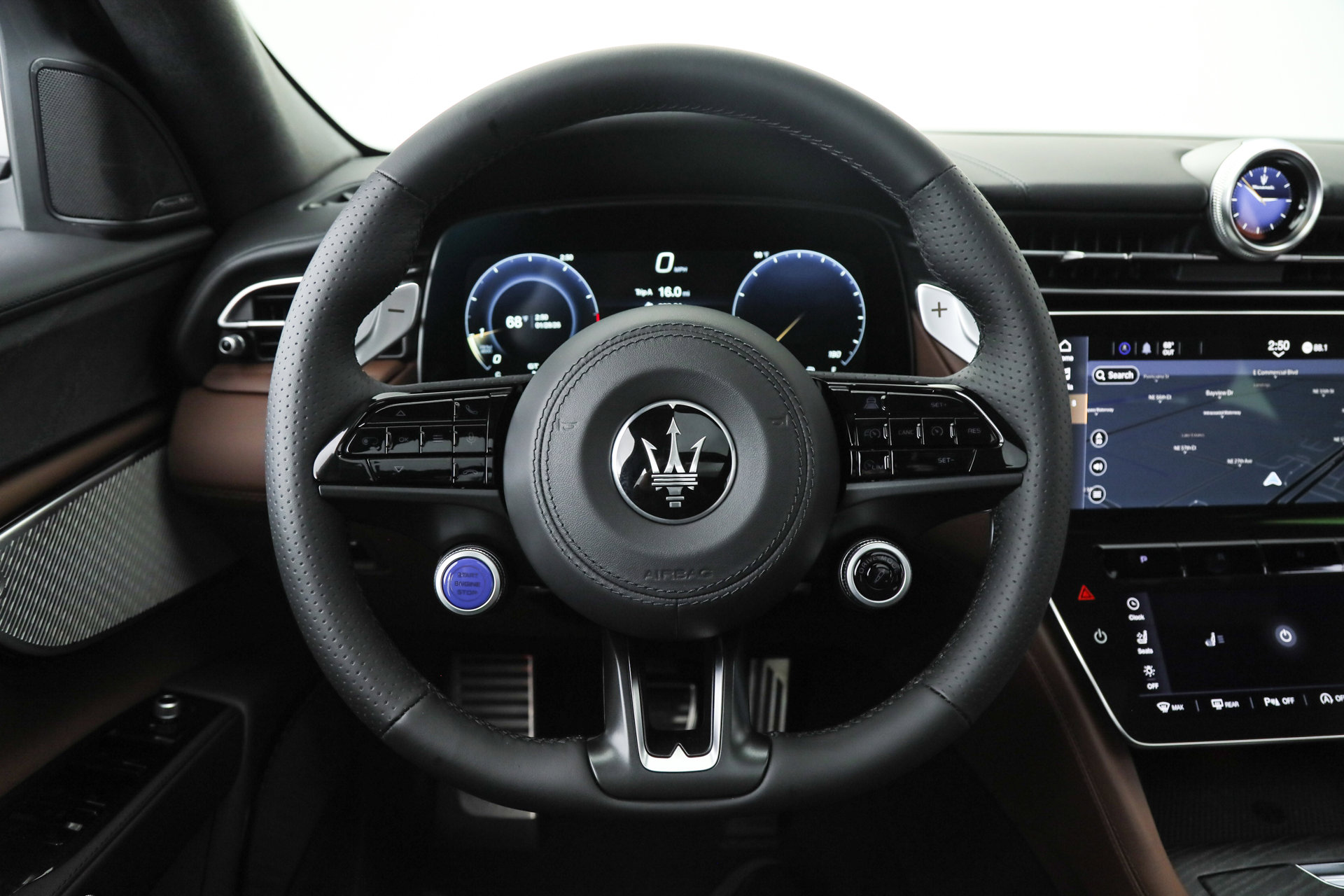 New 2026 Maserati Grecale Modena image 18