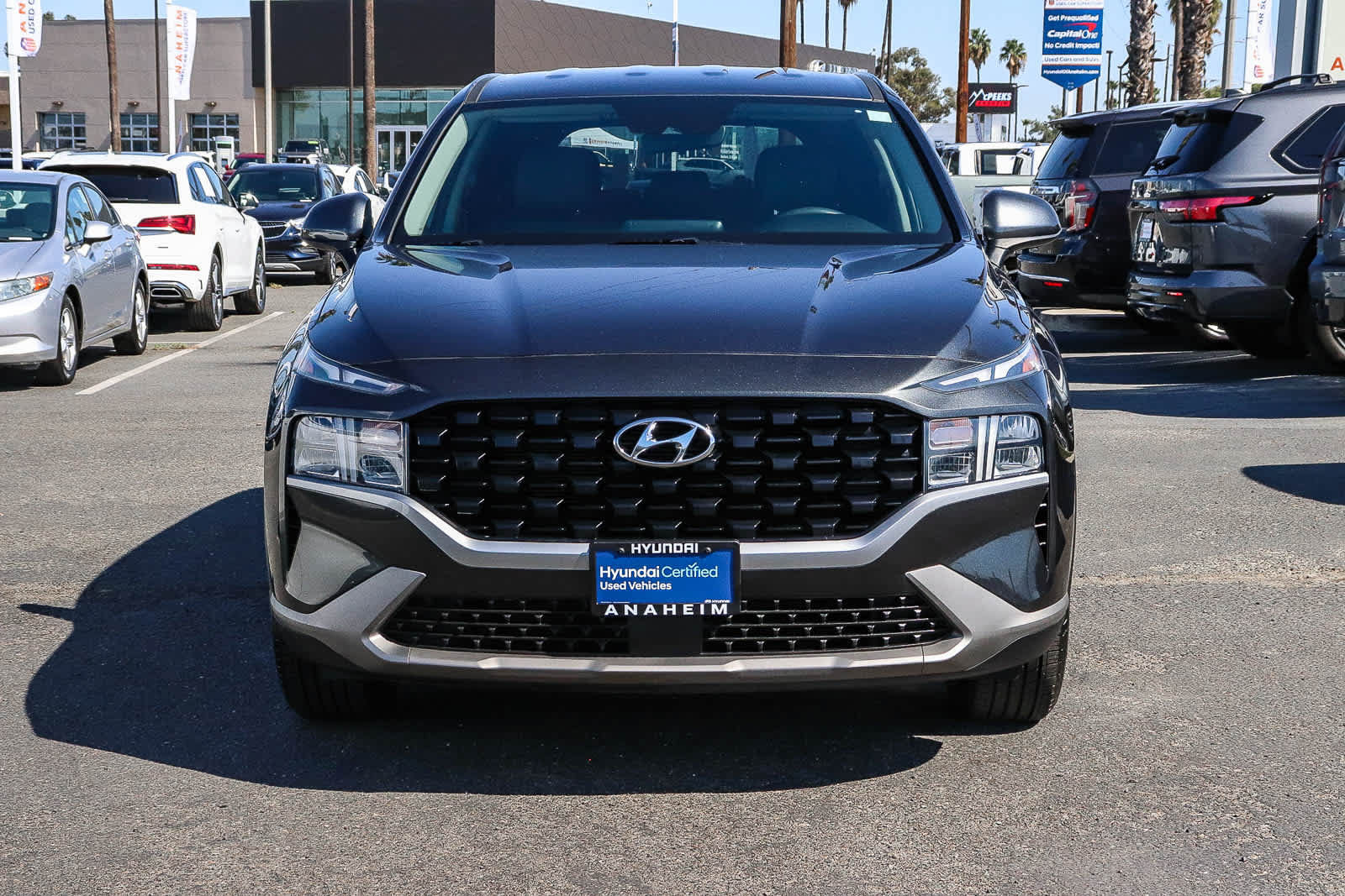 Used 2023 Hyundai Santa Fe SE FWD image 2