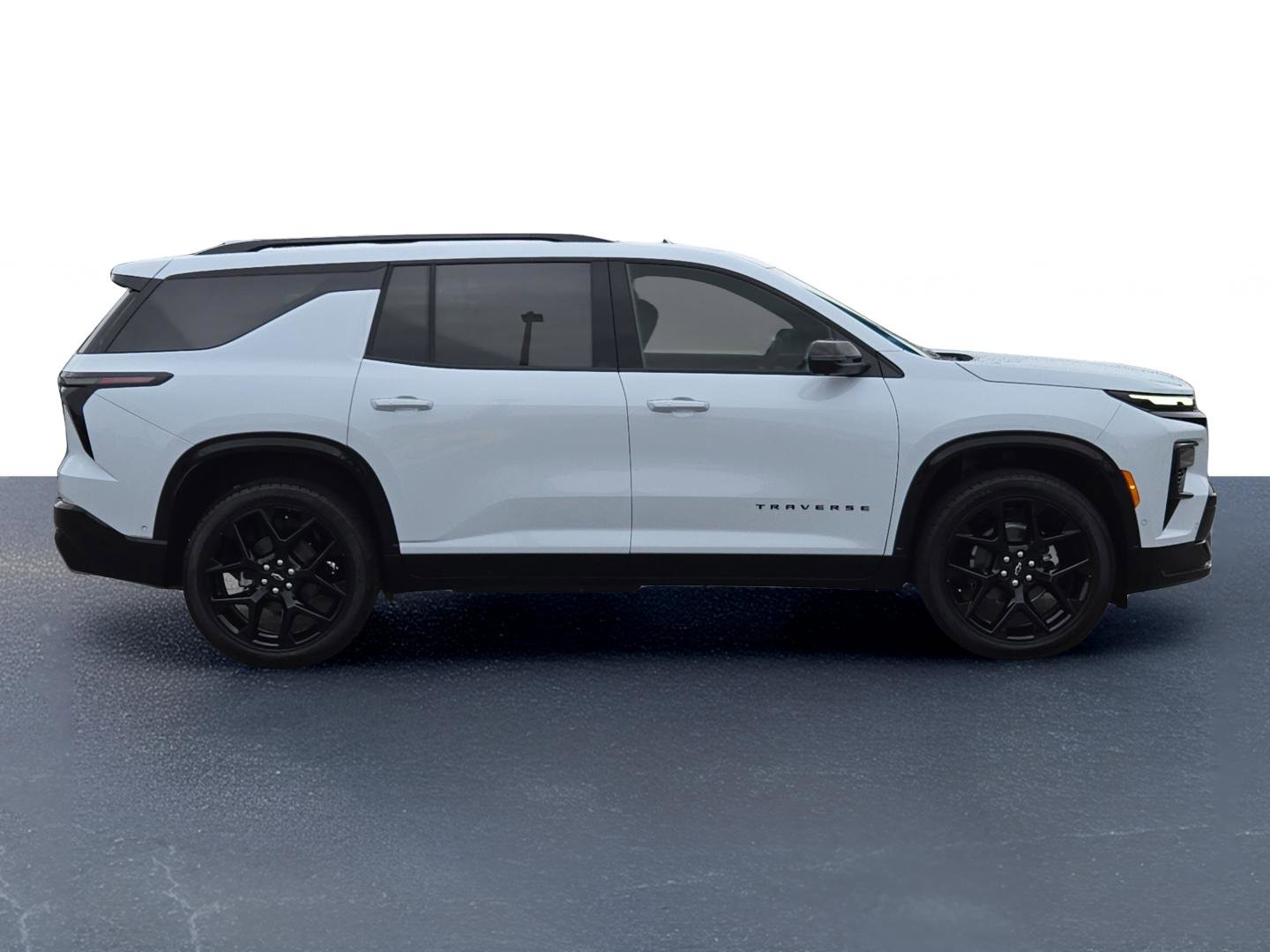 New 2026 Chevrolet Traverse RS image 7