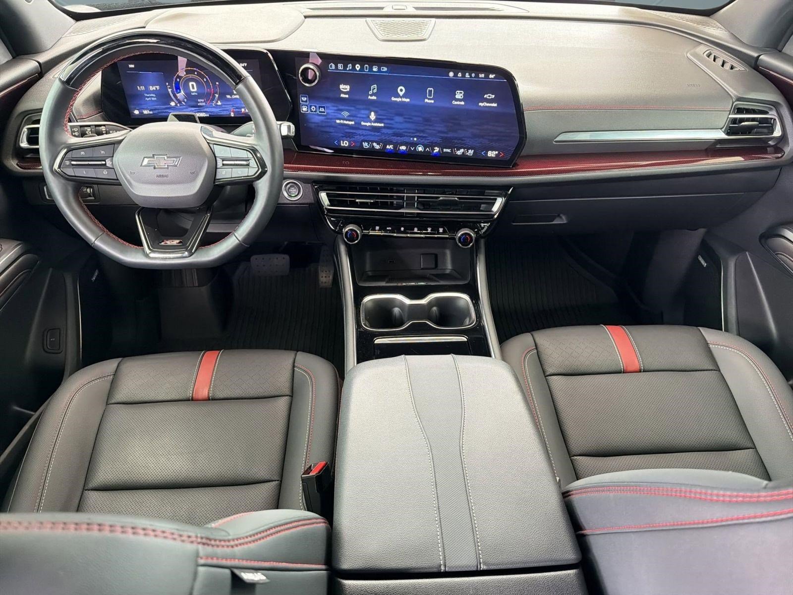 Certified 2024 Chevrolet Traverse RS FWD image 16