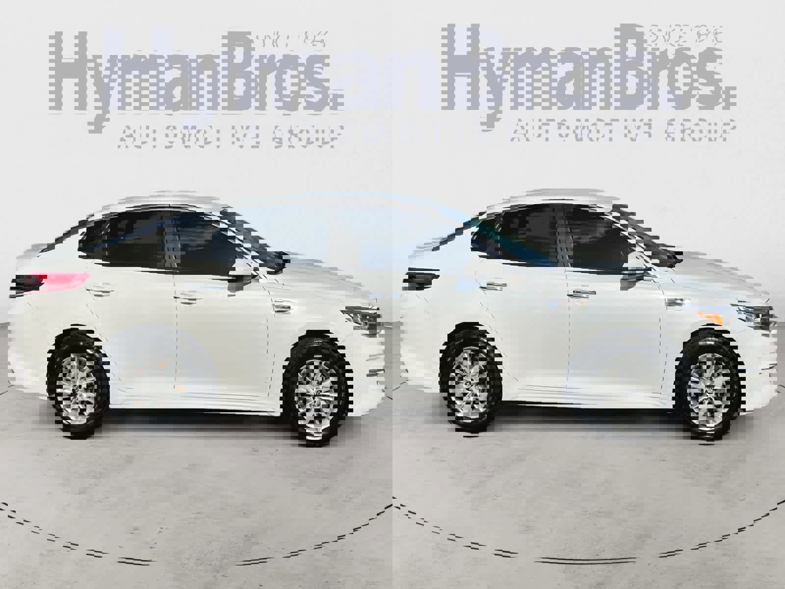 Used 2018 Kia Optima LX w/ Convenience Package image 2