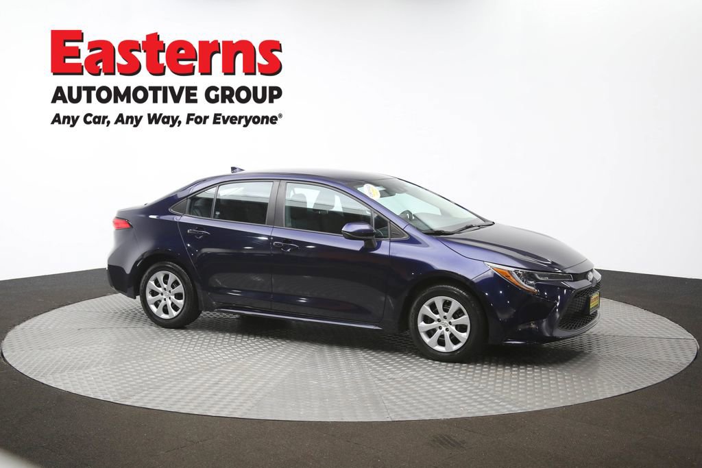 Used 2022 Toyota Corolla LE image 47