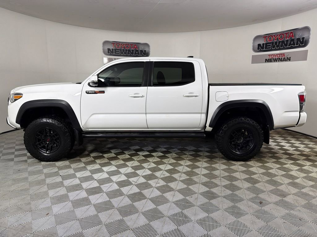 Used 2020 Toyota Tacoma TRD Off-Road w/ Technology Package image 6