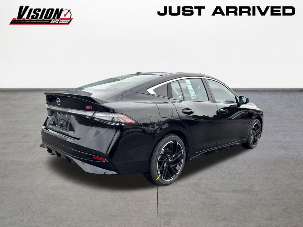 New 2026 Nissan Sentra SR w/ SR Premium Package FWD image 5