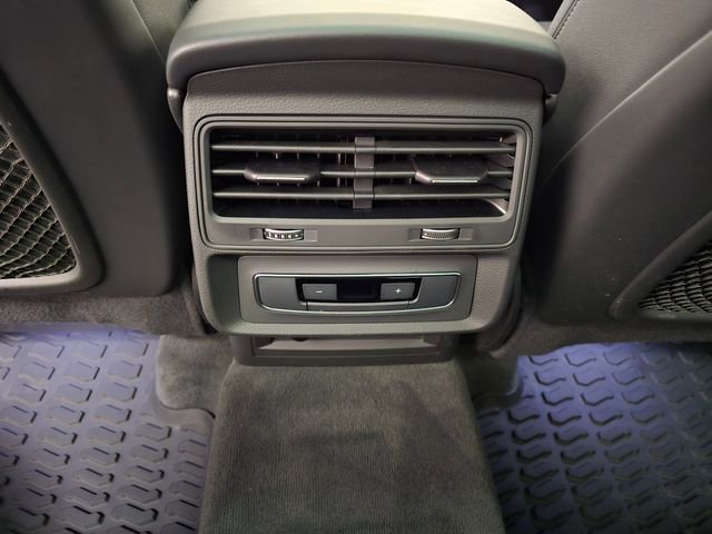 Certified 2025 Audi Q7 3.0T Premium w/ Convenience Package image 35
