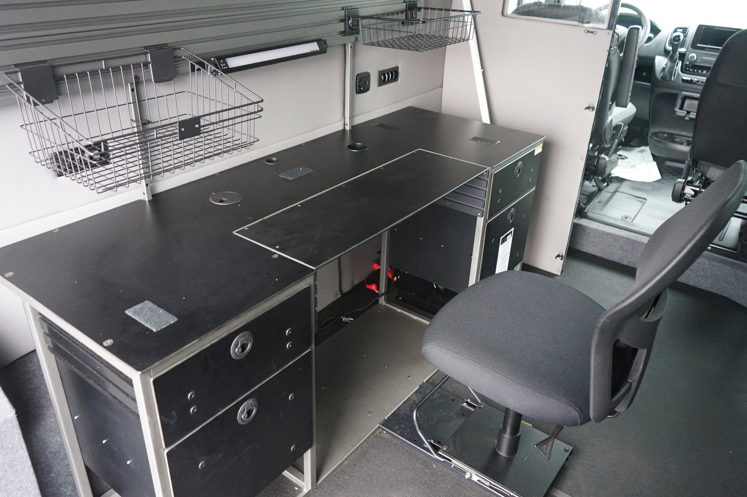 Used 2024 RAM ProMaster 1500 w/ Quick Order Package 22G SLT FWD image 11