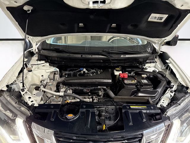 Used 2017 Nissan Rogue SL image 30