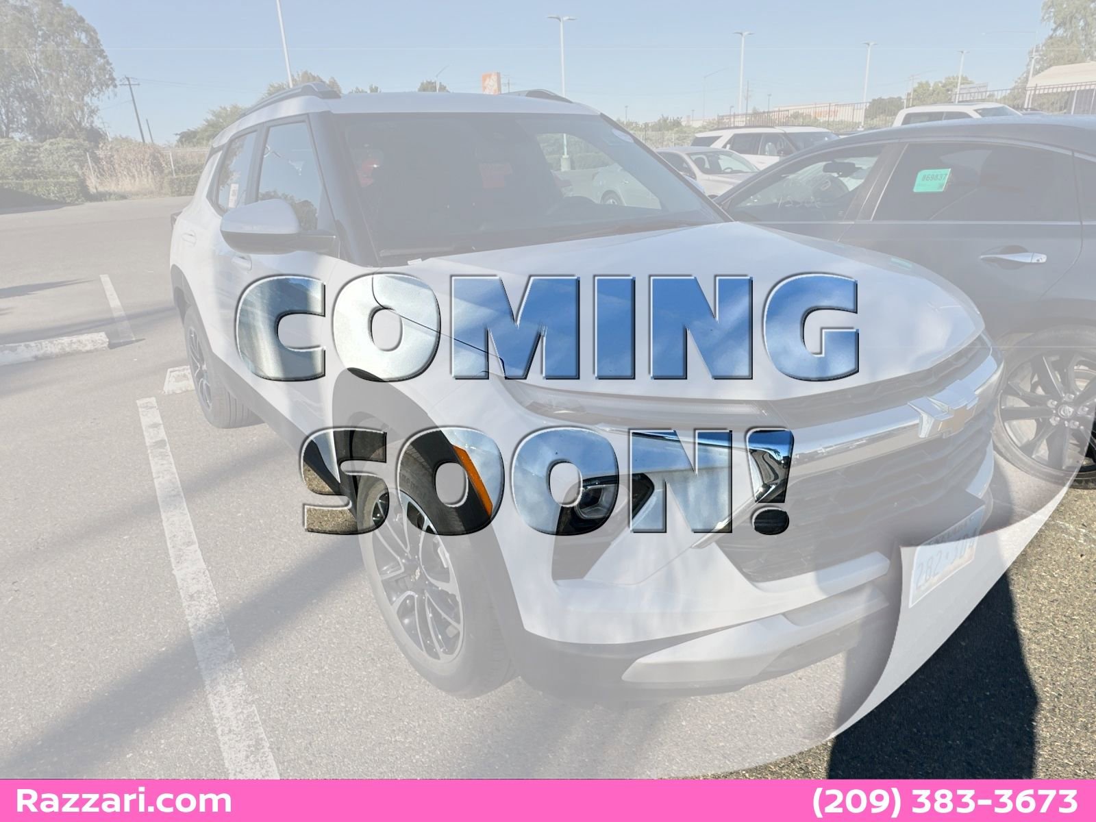 Used 2025 Chevrolet TrailBlazer LT FWD image 1