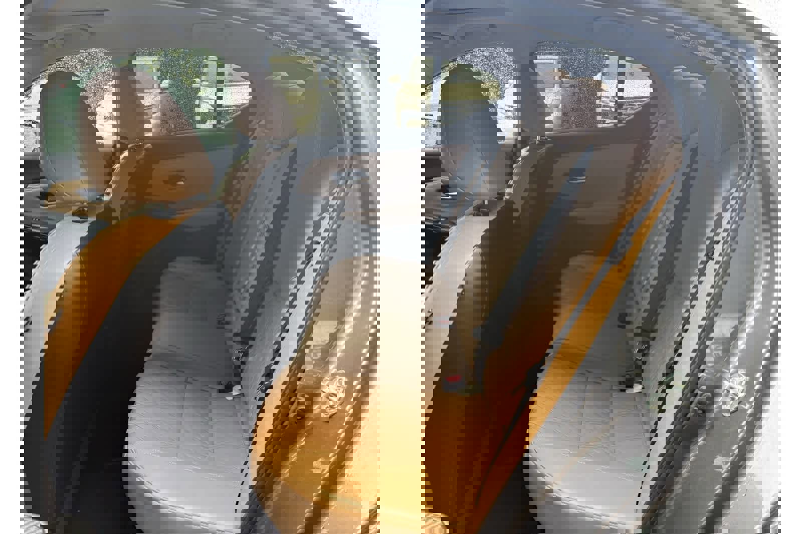 Used 2023 Nissan Sentra SV w/ SV Premium Package image 5