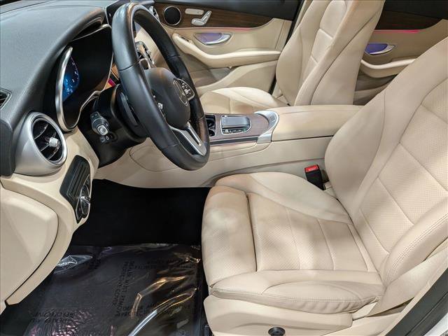 Used 2022 Mercedes-Benz GLC 300 4MATIC w/ Premium Package Lite image 15