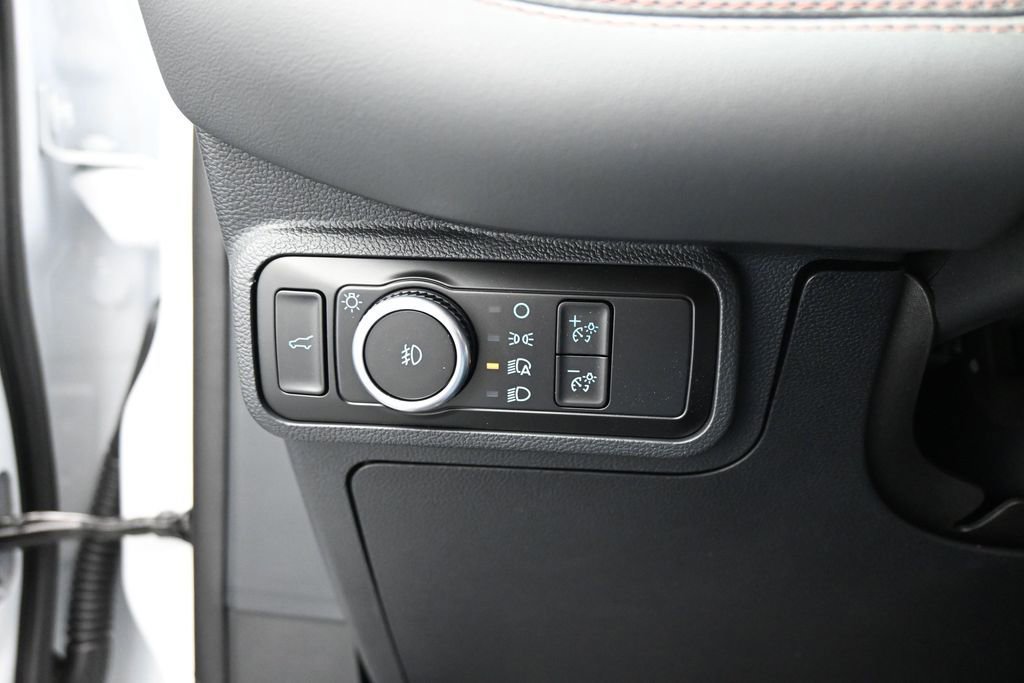 New 2026 Ford Explorer Active w/ Active Comfort Package RWD image 13