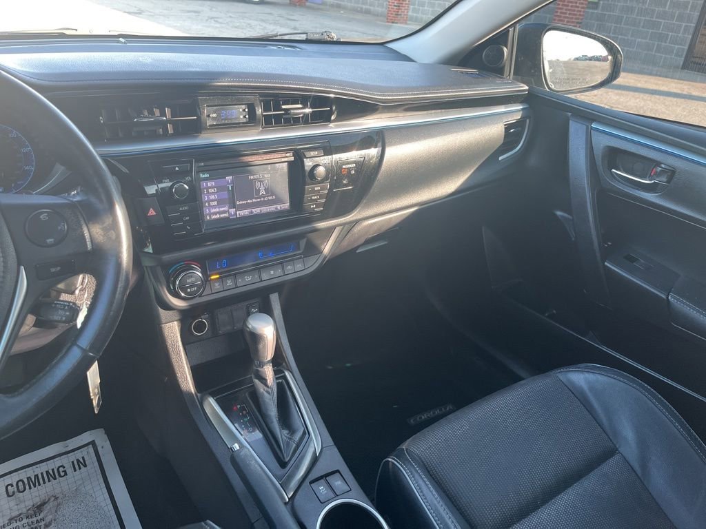 Used 2015 Toyota Corolla S image 33