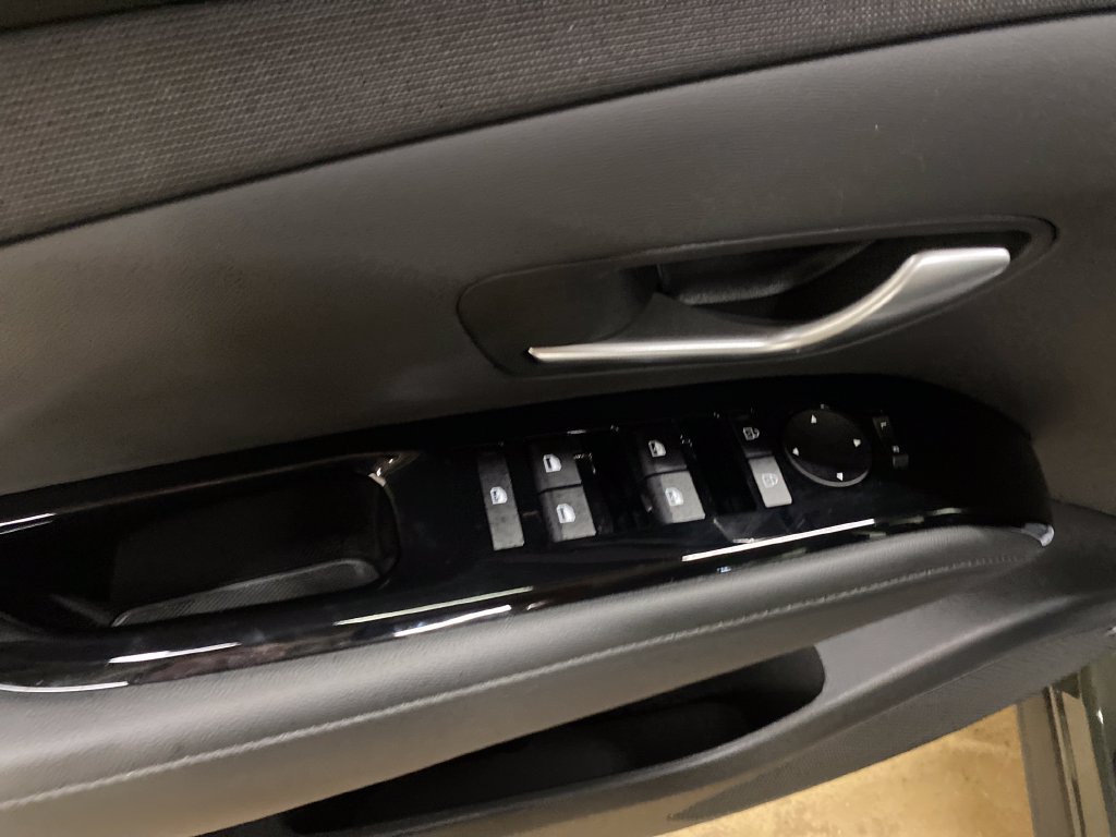 Used 2026 Hyundai Tucson Limited AWD/4WD image 11