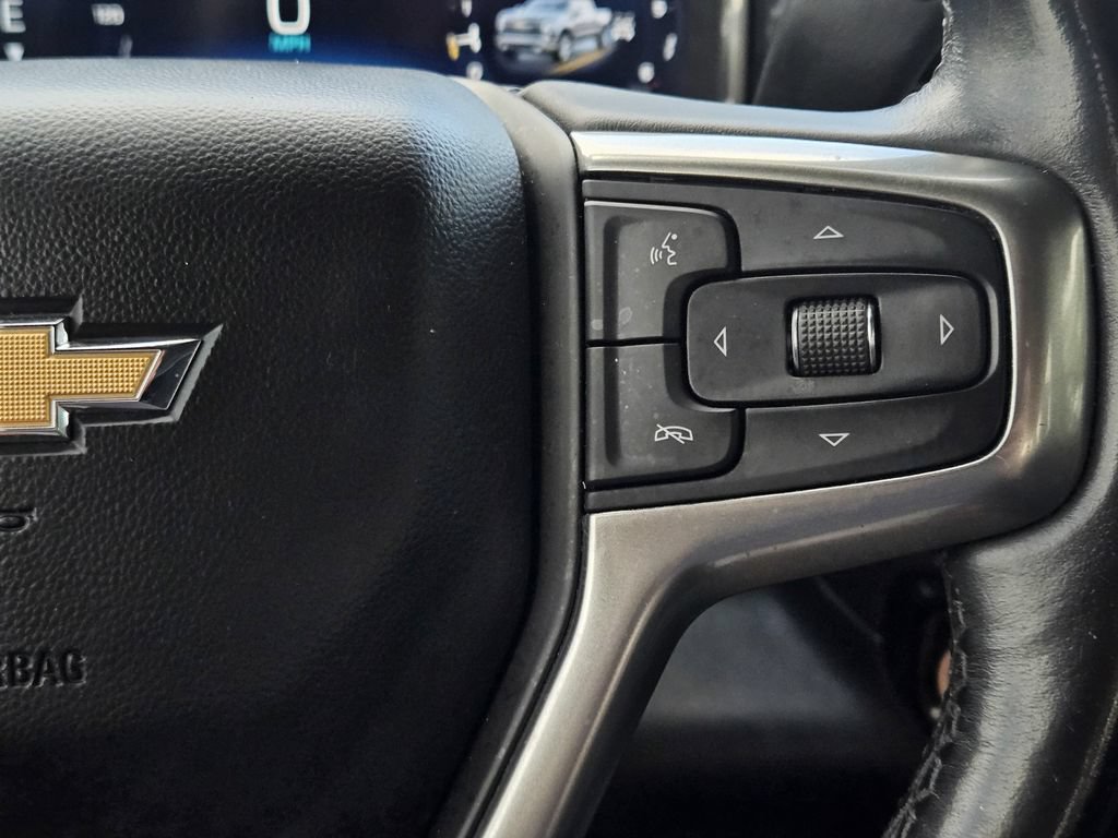 Used 2022 Chevrolet Silverado 1500 LT w/ Z71 Off-Road Package AWD/4WD image 36