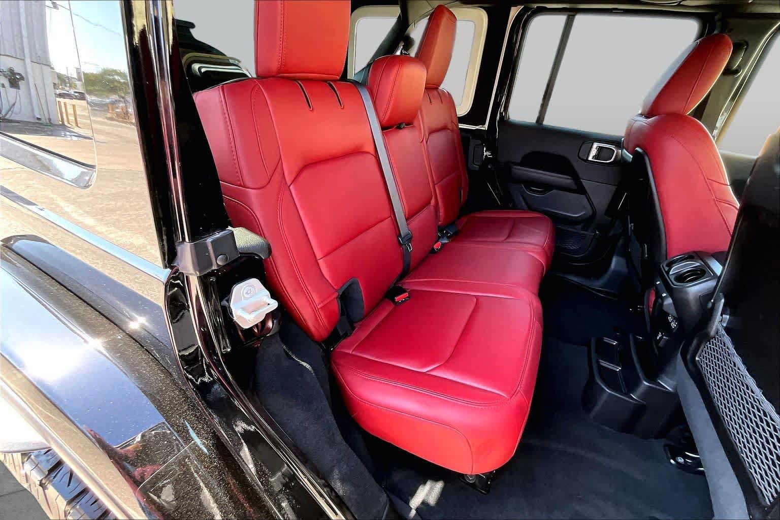 Used 2024 Jeep Wrangler Unlimited Rubicon 392 AWD/4WD image 20