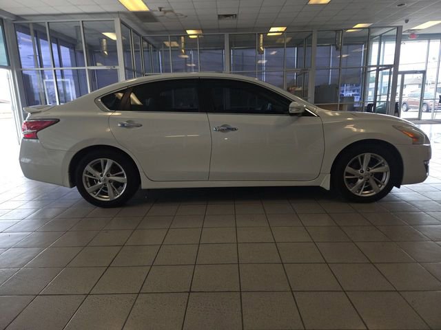 Used 2014 Nissan Altima 2.5 SL w/ Technology Package image 9