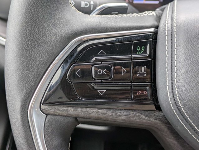 Certified 2025 Jeep Grand Cherokee L Overland AWD/4WD image 28