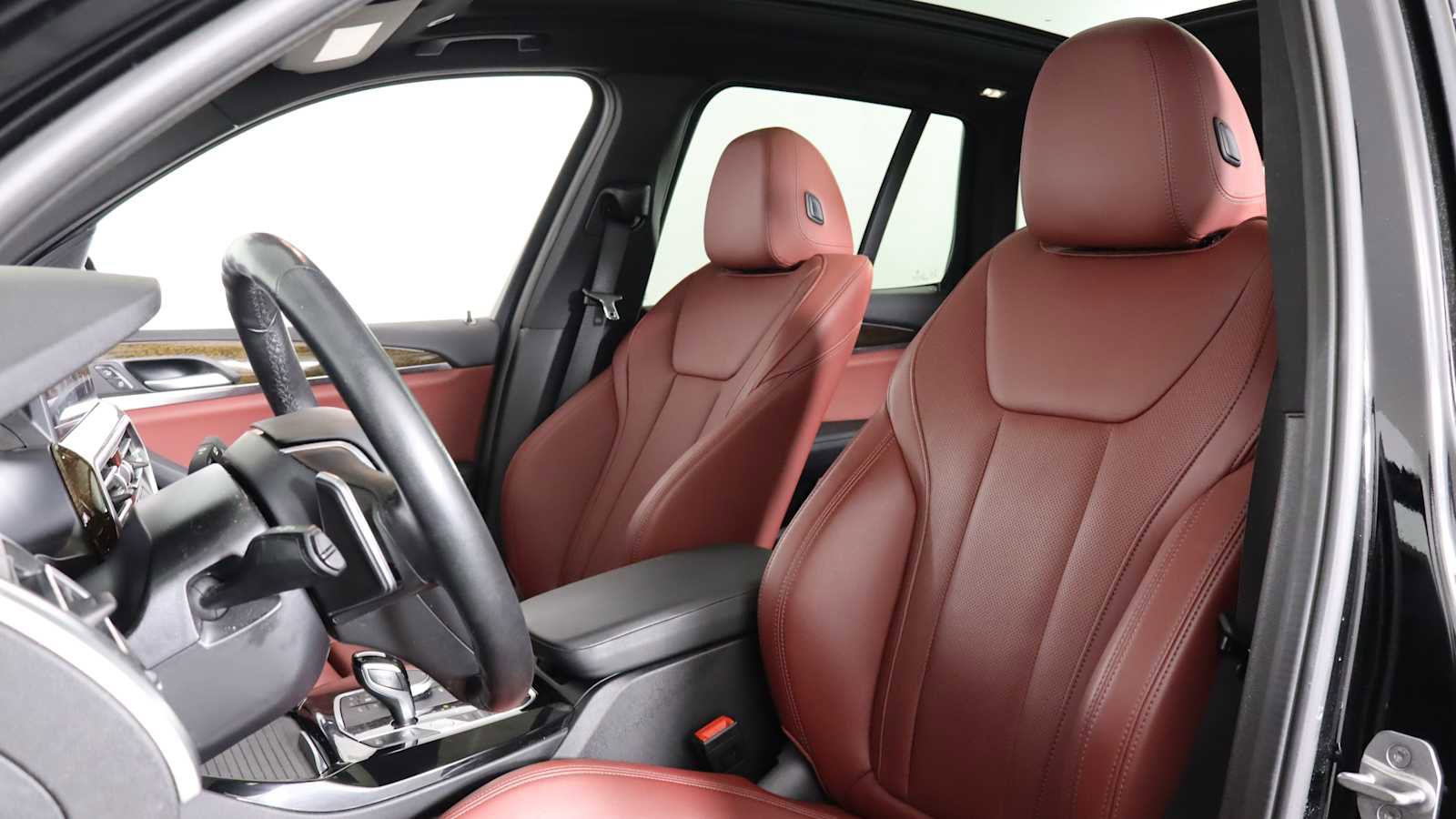 Used 2023 BMW X3 xDrive30i w/ Premium Package image 6