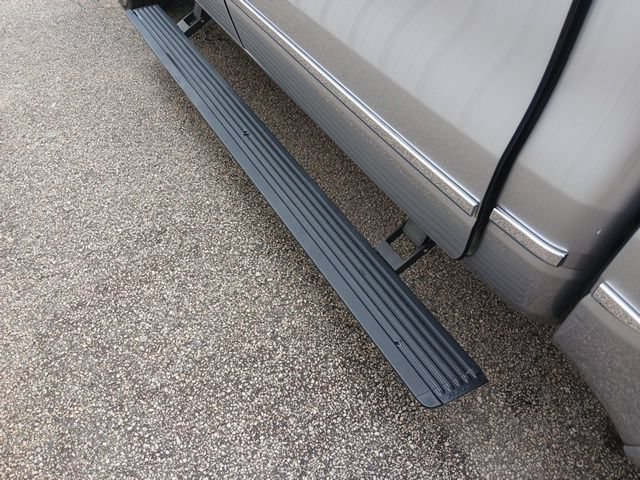 Used 2019 RAM 1500 Limited w/ Advanced Safety Group AWD/4WD image 9