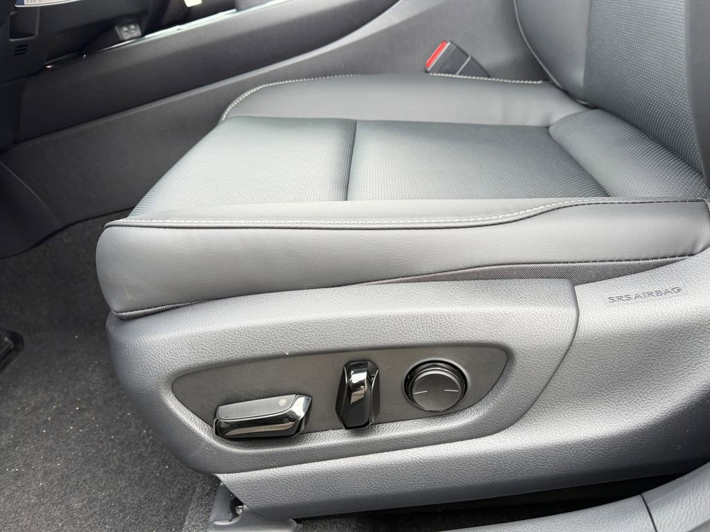 New 2026 Lexus UX 300h AWD image 13