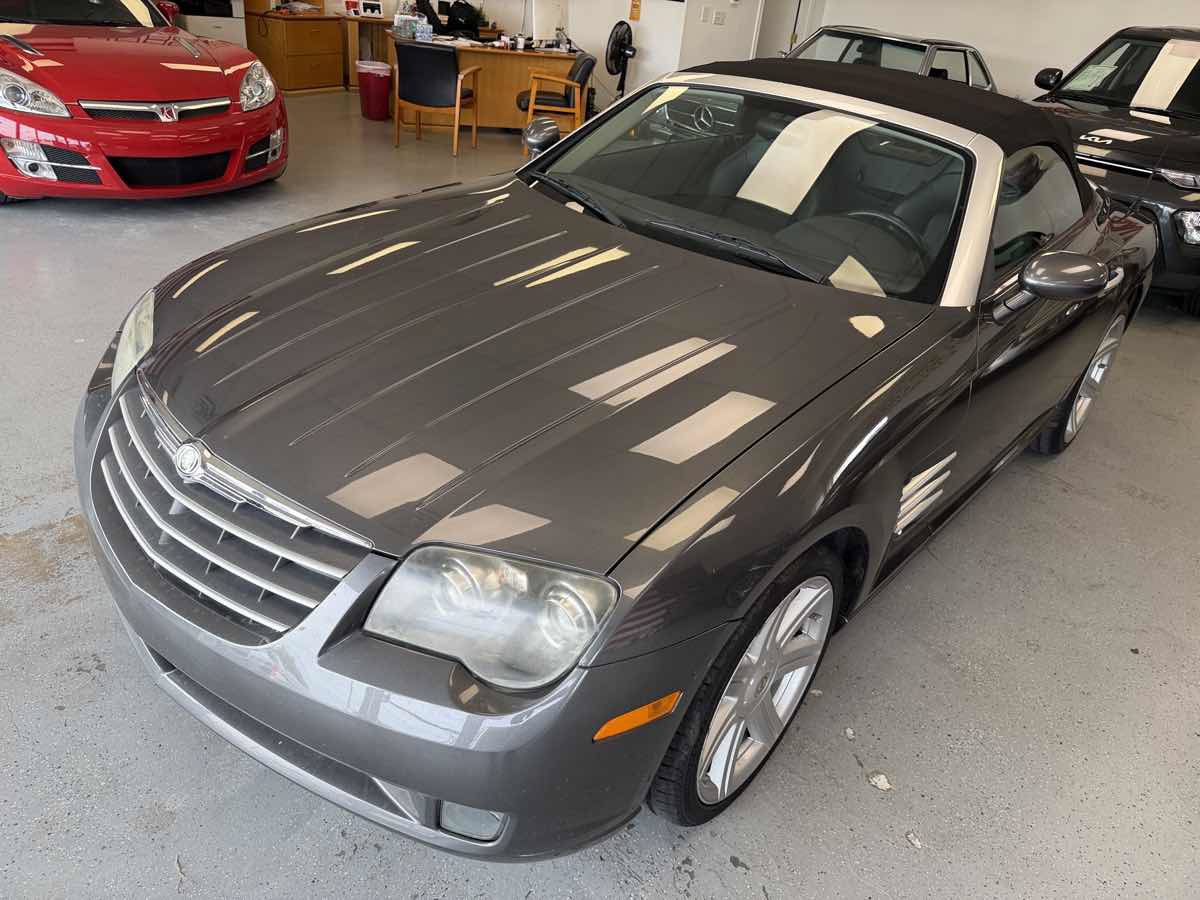Used 2005 Chrysler Crossfire Limited RWD image 7