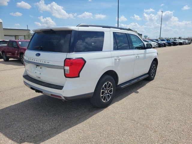 Used 2024 Ford Expedition XLT image 23