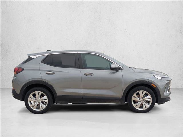 Used 2025 Buick Encore GX Preferred FWD image 4