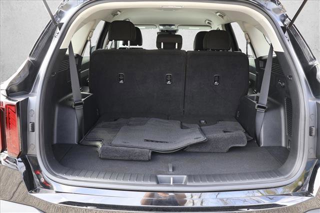 Used 2025 Kia Sorento LX FWD image 24