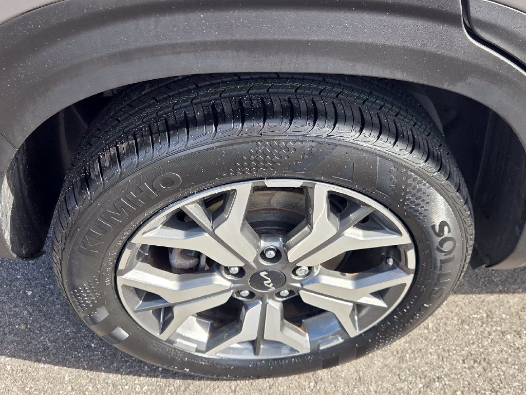 Certified 2023 Kia Seltos EX AWD/4WD image 14