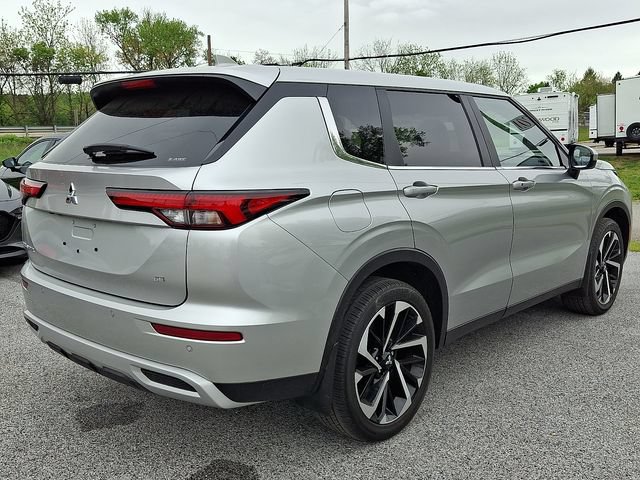 Used 2024 Mitsubishi Outlander SE AWD/4WD image 7
